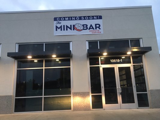 The Mini Bar by null