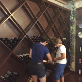Belgian Horse Winery - Wineries Near Me - Middletown, Indiana