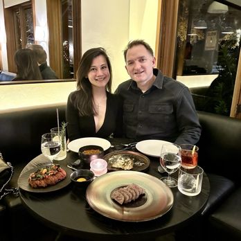 RO Restaurant & Lounge - Lounges Near Me - Yountville, California