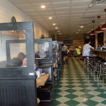 Phoebe's Diner - Inside - Breakfast & Brunch Near Me - Austin, Texas Phoebe's Diner - Inside - Breakfast & Brunch Near Me - Austin, Texas