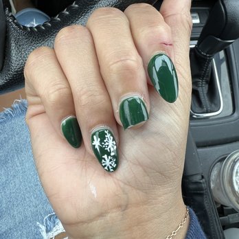 TipTop Nails Spa - Nail Salons Near Me - Spring Lake, North Carolina