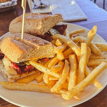 Rebels Burger and Brew - Burgers Near Me - Yucaipa, California Rebels Burger and Brew - Burgers Near Me - Yucaipa, California