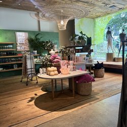 Anthropologie - House wares