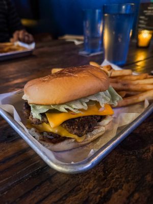 Walnut Creek Pub by null