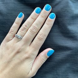 T & N Nails - Gel mani- by Taylor