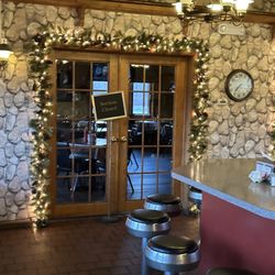Grist Mill Restaurant - Inside very pretty