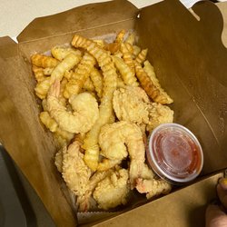 Crab&Chicken - 8 Pieces Fried Shrimp Basket