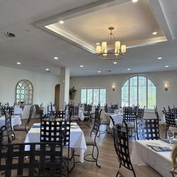 Trellis Cafe - Dinning room