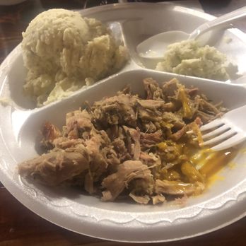 Jo Jo's Backyard BBQ - pulled pork, mashed potatoes and gravy - Barbeque Near Me - Lancaster, South Carolina