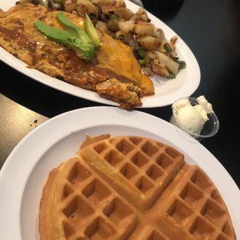 Frank's Downtown Cafe - Cafes Near Me - Manteca, California