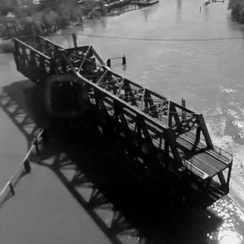 I Street Bridge - Center Swing Bridge - Landmarks & Historical Buildings Near Me - Sacramento, California I Street Bridge - Center Swing Bridge - Landmarks & Historical Buildings Near Me - Sacramento, California