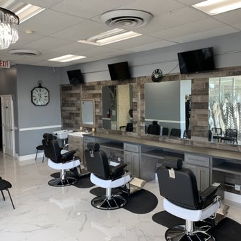 Rudy’s Flooring & Remodeling - a salon - Flooring Near Me - Alvin, Texas Rudy’s Flooring & Remodeling - a salon - Flooring Near Me - Alvin, Texas