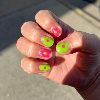 Studio Nails - Nail art manicure - Nail Salons Near Me - Milwaukee, Wisconsin