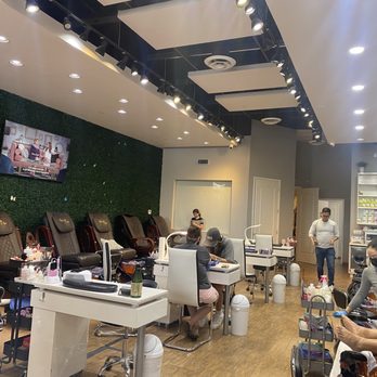 Herbal Nails & Spa at Happy Valley - Waxing Near Me - Phoenix, Arizona