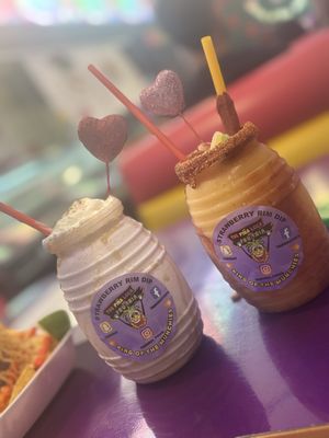 The Piña Loca Fruteria by null