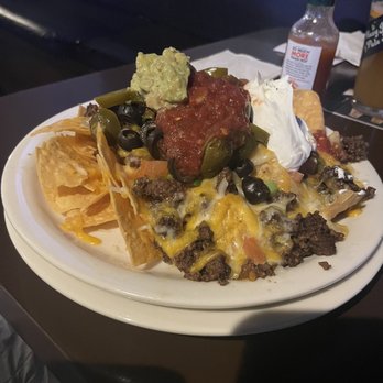 Flowing Tide Pub 4 - Half order of nachos   Nachos Suprem - Sports Bars Near Me - Sparks, Nevada