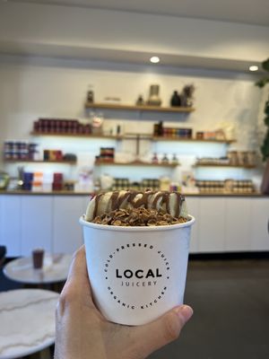 Local Juicery by null