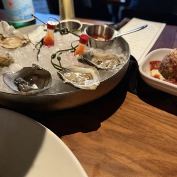Harper's - OYSTERS - Steakhouses Near Me - Nashville, Tennessee Harper's - OYSTERS - Steakhouses Near Me - Nashville, Tennessee