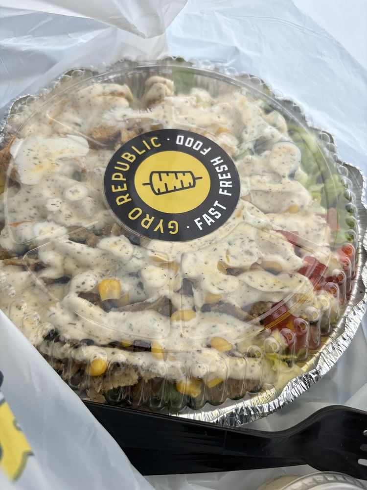 Food from Gyro Republic
