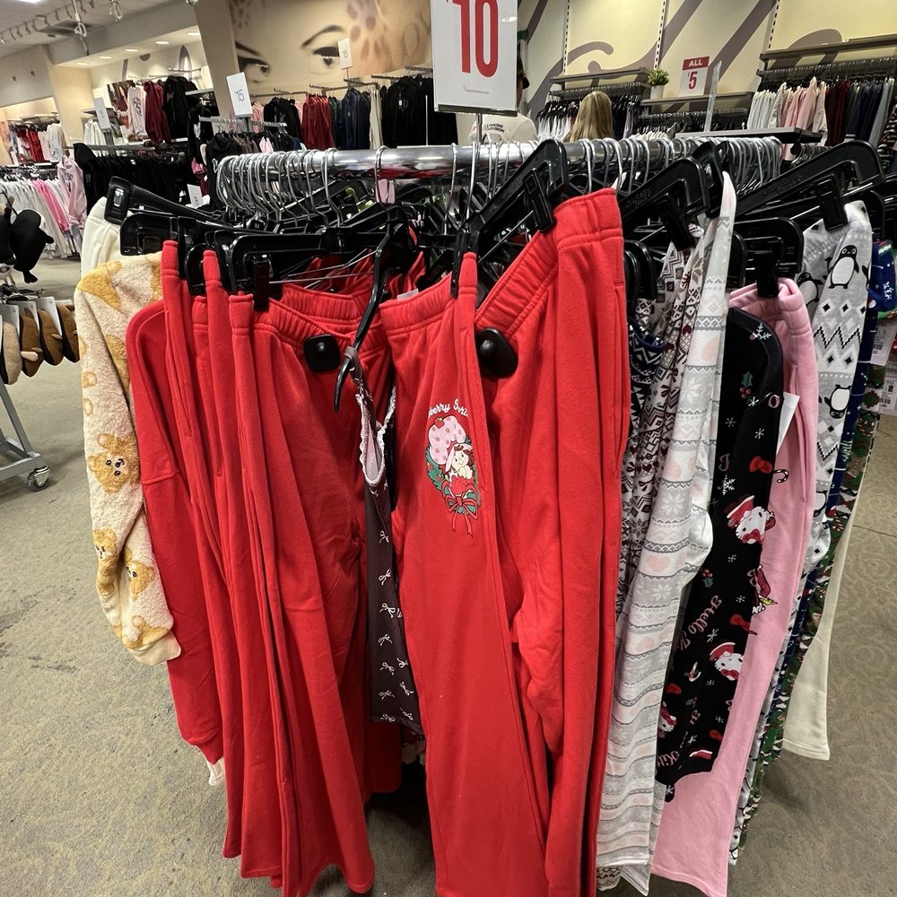 Charlotte Russe - Women's Clothing Near Me - St. Peters, Missouri Charlotte Russe - Women's Clothing Near Me - St. Peters, Missouri