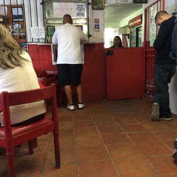 Villa Arcos - $5.00 credit card minimum or they add a .50 cent charge - Mexican Near Me - Houston, Texas Villa Arcos - $5.00 credit card minimum or they add a .50 cent charge - Mexican Near Me - Houston, Texas