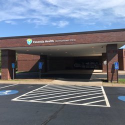 Essentia Health-Hermantown Clinic - Front entrance