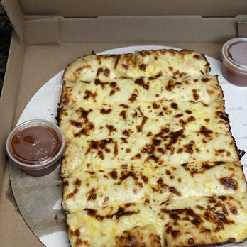 Meister's Bar - Garlic bread - Pubs Near Me - Columbus, Ohio Meister's Bar - Garlic bread - Pubs Near Me - Columbus, Ohio