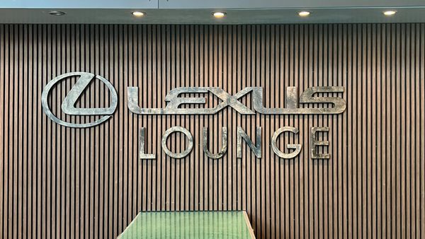 Lexus Lounge by null