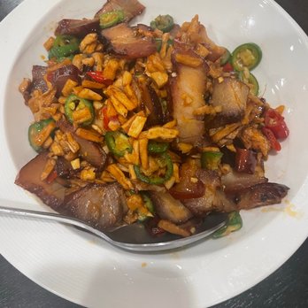 Hometown Kitchen - Smoked Beef with Hunan White Chilies - Chinese Near Me - Milpitas, California