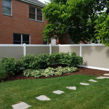 Royal Fence - Fences & Gates Near Me - South Elgin, Illinois