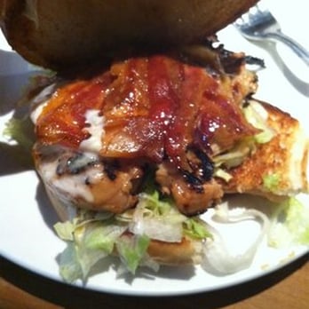Cheddar's Scratch Kitchen - American Near Me - Fayetteville, North Carolina