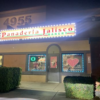 Panaderia Jalisco Bakery - Front of the Panadería - Valentines Day - Bakeries Near Me - Riverside, California Panaderia Jalisco Bakery - Front of the Panadería - Valentines Day - Bakeries Near Me - Riverside, California