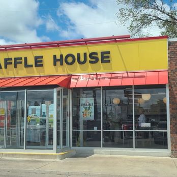 Waffle House - Outside - Breakfast & Brunch Near Me - Tulsa, Oklahoma Waffle House - Outside - Breakfast & Brunch Near Me - Tulsa, Oklahoma