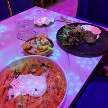 The Eye Restaurant Lounge - Rigatoni with Burrata and Bacon Wrapped Filet Mignon - Lounges Near Me - Orlando, Florida