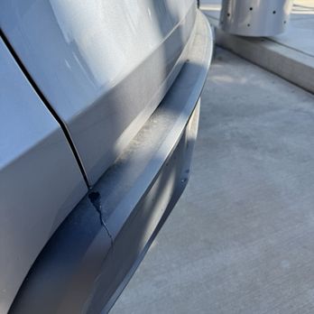 Scotty's Car Wash - Dirt left on rear - Car Wash Near Me - Henderson, Nevada