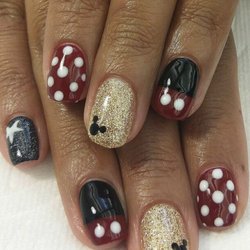Nails 112 Mobile Services - Natural nail set with gel Polish