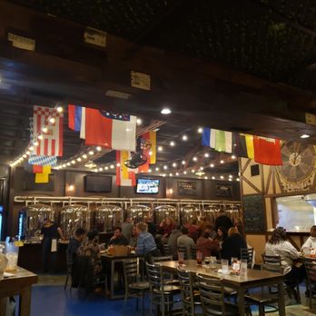 Sutter Buttes Brewing - Inside - Pubs Near Me - Yuba City, California