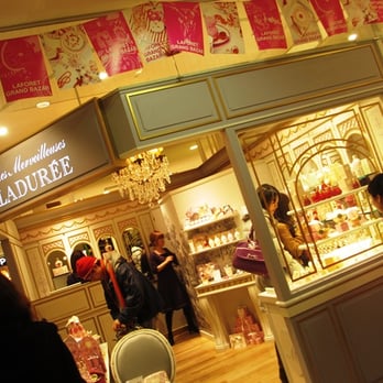 レ・メルヴェイユーズラデュレ - Updated September 2024 - 神宮前1-11 