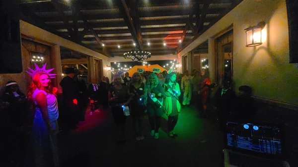 Block Party Entertainment by null