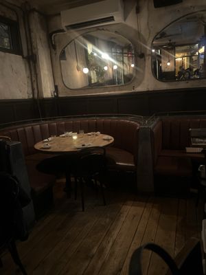 White Star Bar by null