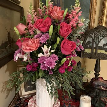 Dottie's Flowers & Plants - Flowers when they arrived - Florists Near Me - Reseda, California