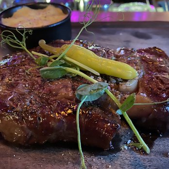 Beef N' Pepper - Bars Near Me - Warsaw, MZ