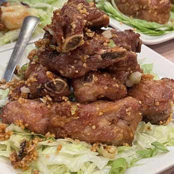 Lee Wing Wah Restaurant - Crispy garlic fried ribs - Chinese Near Me - Chicago, Illinois Lee Wing Wah Restaurant - Crispy garlic fried ribs - Chinese Near Me - Chicago, Illinois