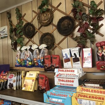 George's Market - Inside - Delis Near Me - Calimesa, California