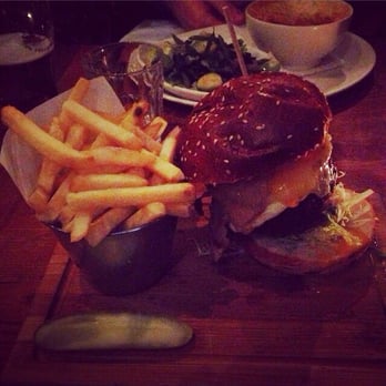 The Stonhouse - Pubs Near Me - London, XGL The Stonhouse - Pubs Near Me - London, XGL