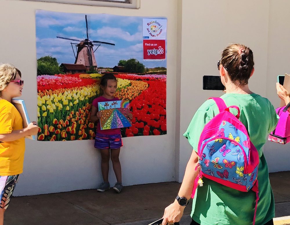 Rainbow Art Studio Hawaii Logo