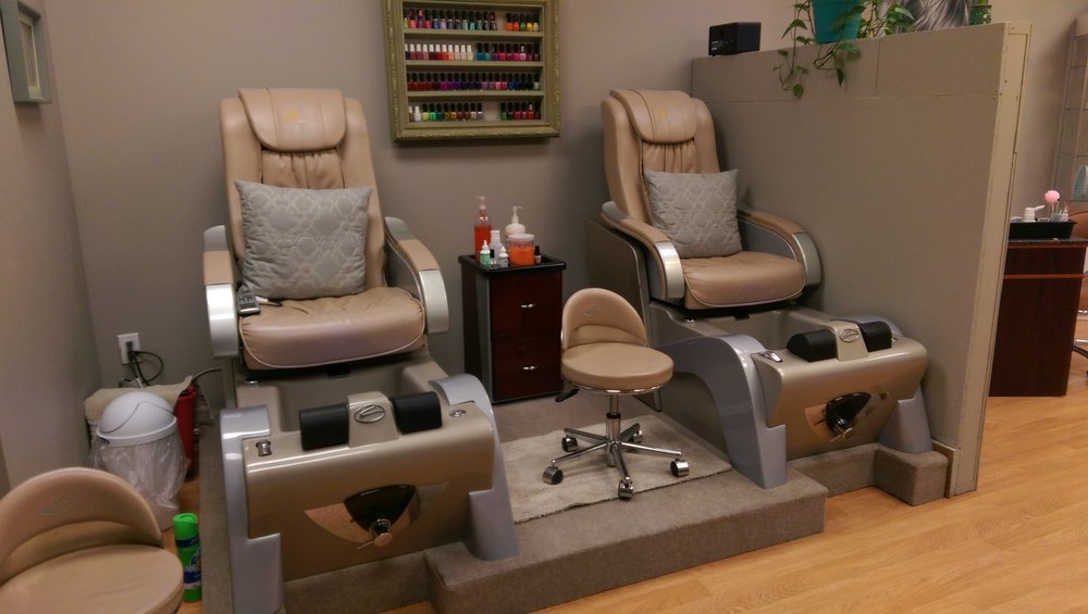 Special Appearances Salon Image
