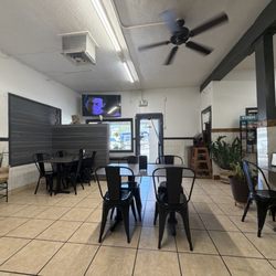 Lao Community Plaza - Dinning area