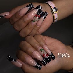 LV Nails
