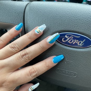 Elegant Nails - Nail Salons Near Me - Red Bluff, California